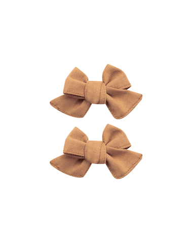 Chestnut Brown Piggy Pinwheel Bows Chestnut Brown Piggy Pinwheel Bows