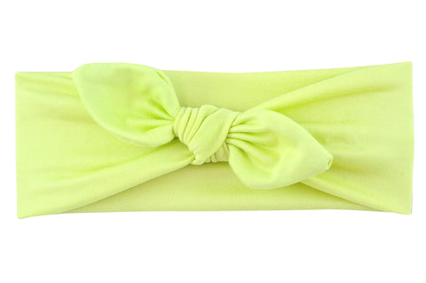 A comfortable baby headband for little girls from By Bella Boutique. A comfortable baby headband for little girls from By Bella Boutique.