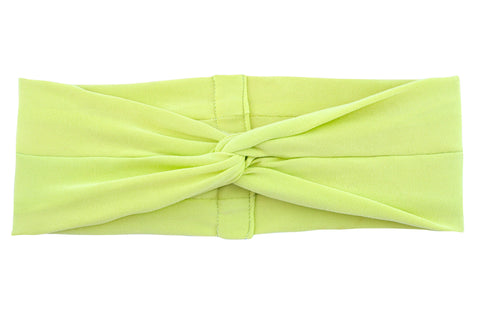 A comfortable baby headband for little girls from By Bella Boutique. A comfortable baby headband for little girls from By Bella Boutique.