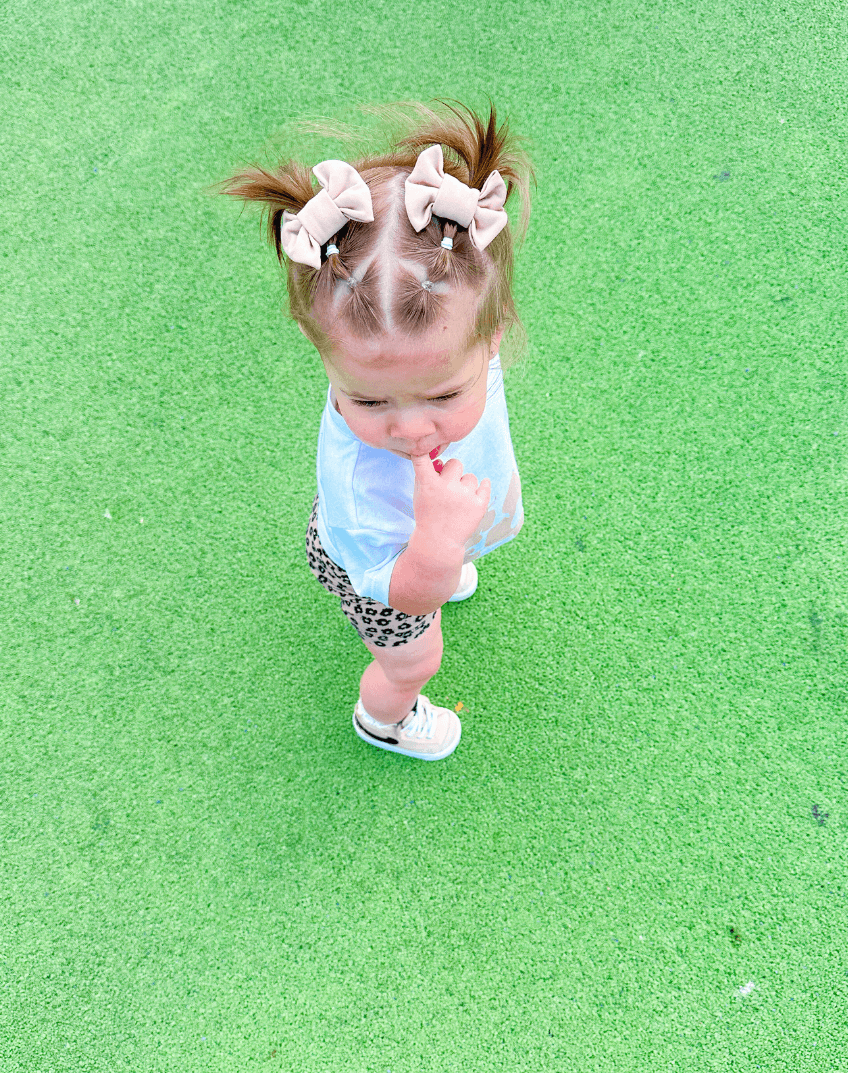 Almond Bow Clips