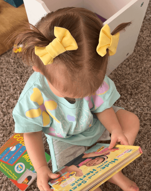 Daffodil Bow Clips