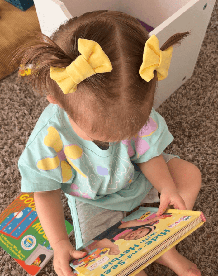 Daffodil Bow Clips